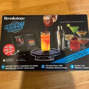 Brookstone Perfect Drink Smart Bartending Set - Black and Silver